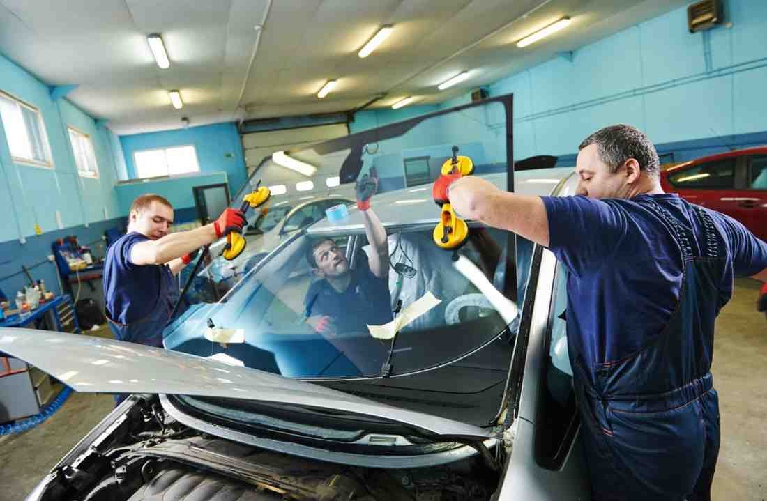 Auto Glass Repair Services in Riverside, CA - Riverside Mobile Car Glass